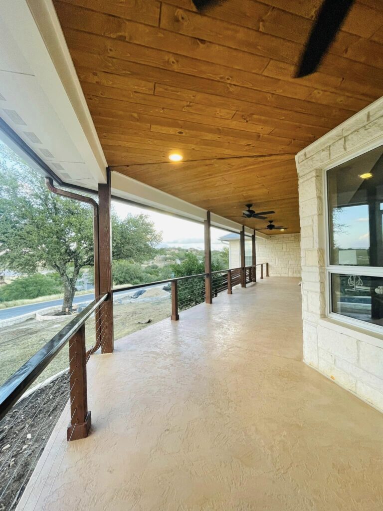 Outside Deck Canyon Lake
